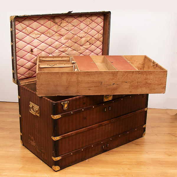 Louis Vuitton Rayee Trunk c.1889 - Sold - NoteWorthy